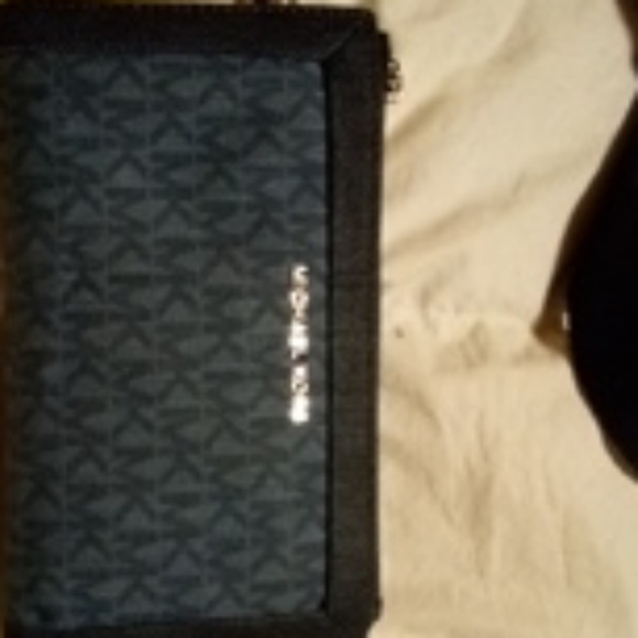 michael kors denim wallet